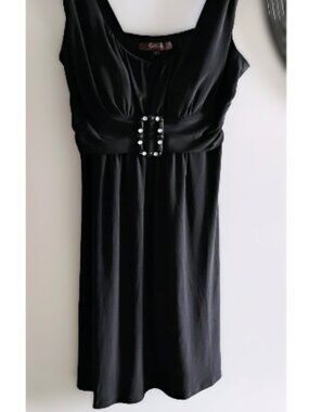 Jessica Black Sleeveless Evening Dress with Embellished Buckle